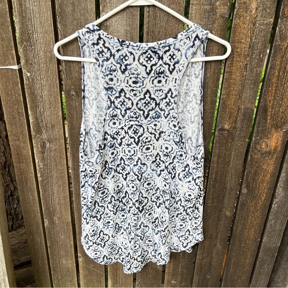 Athleta Newport Easy Medallion 100% Linen Racerback Tank Top Sz S - Picture 6 of 10